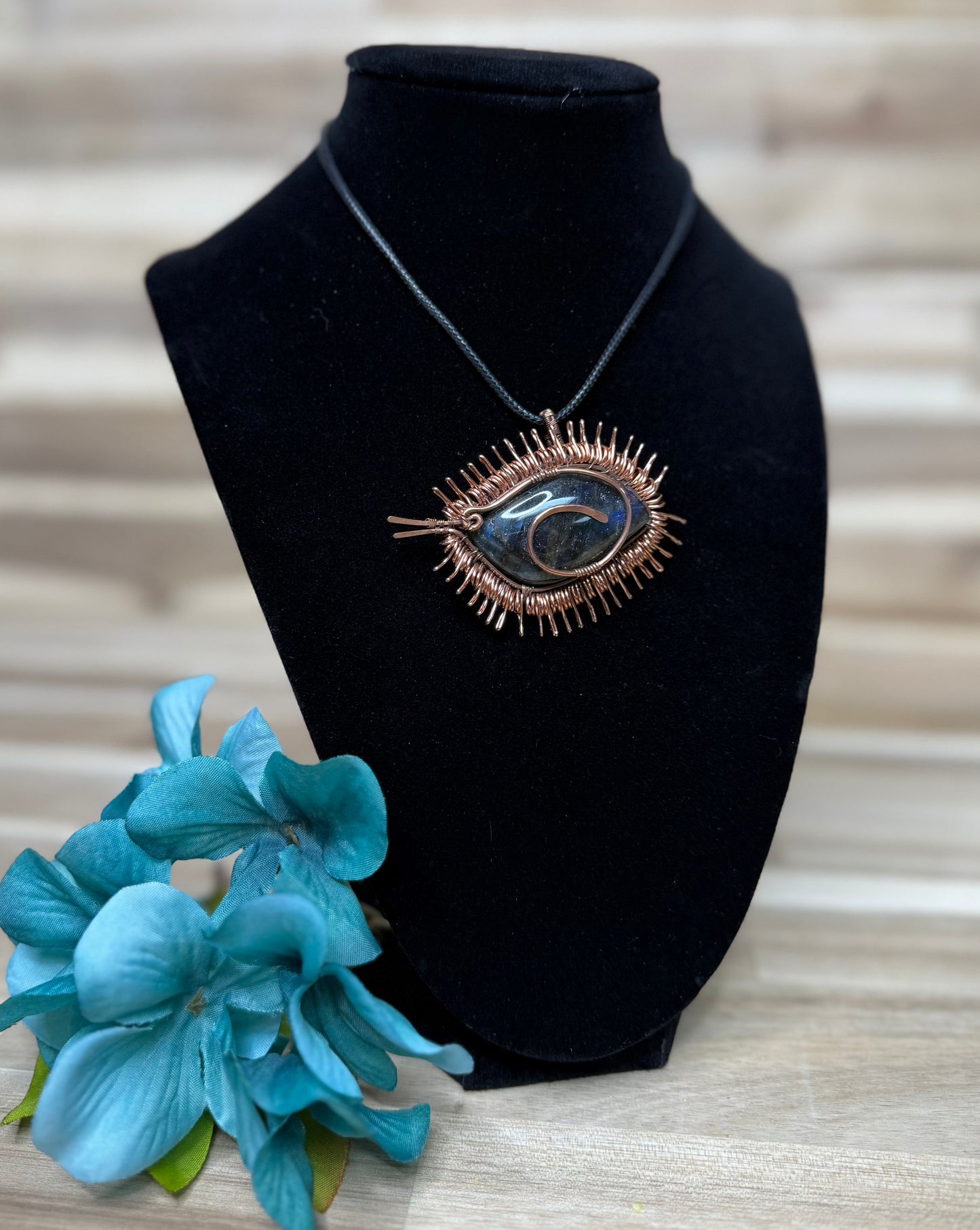 Labradorite Eye