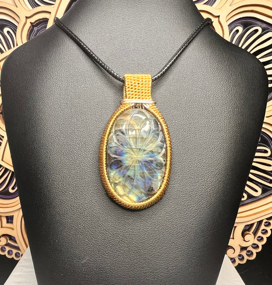 Labradorite Lotus Pendant