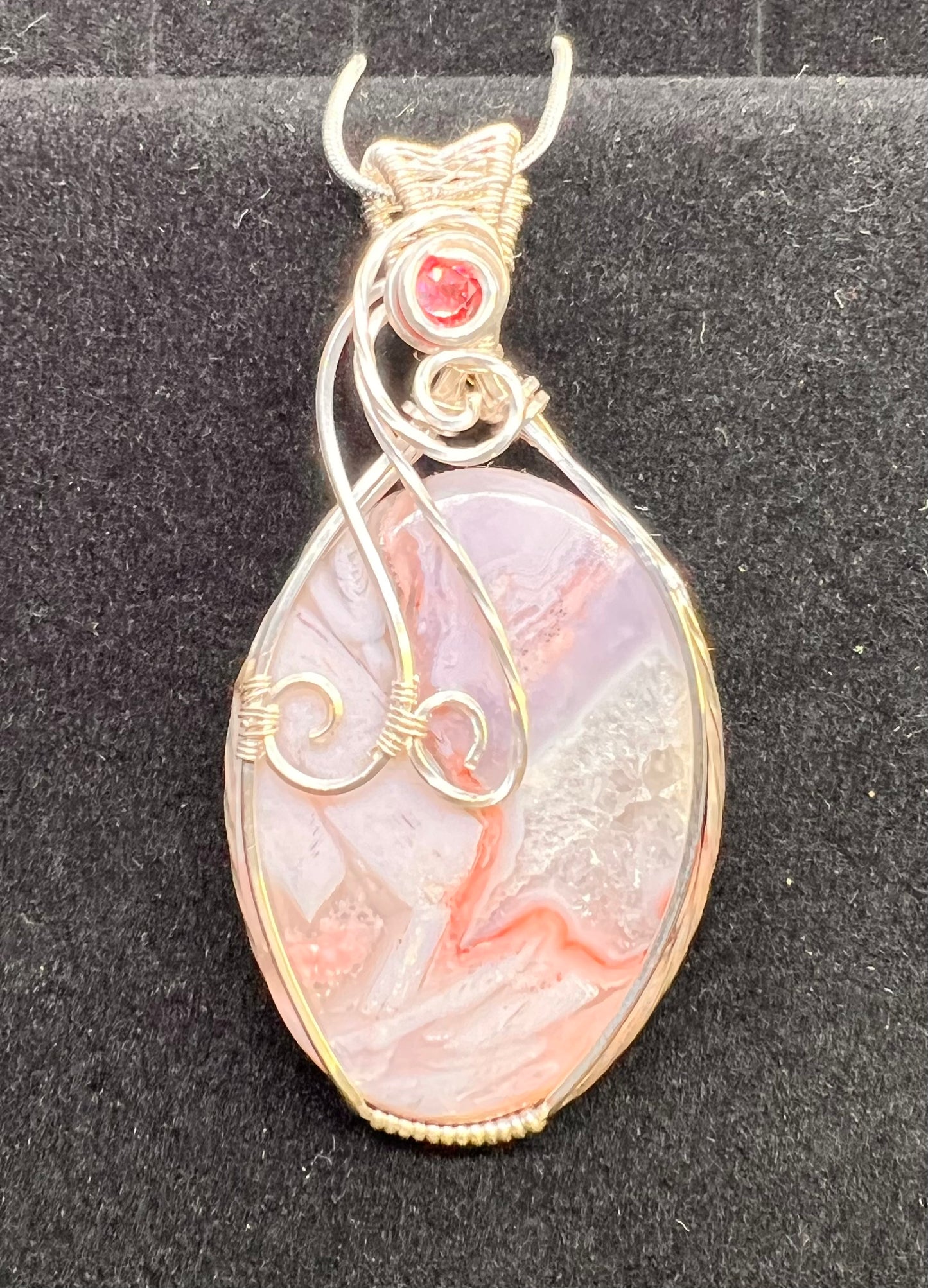 Laguna Agate with Rhodolite Facet Pendant