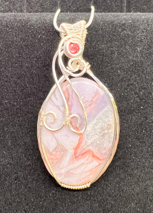 Laguna Agate with Rhodolite Facet Pendant