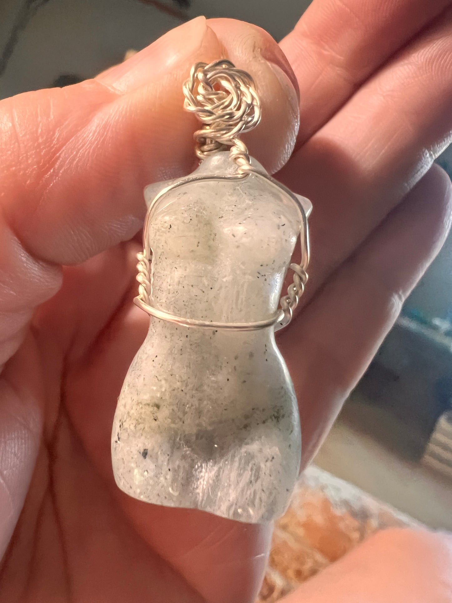 Labradorite Woman’s Body